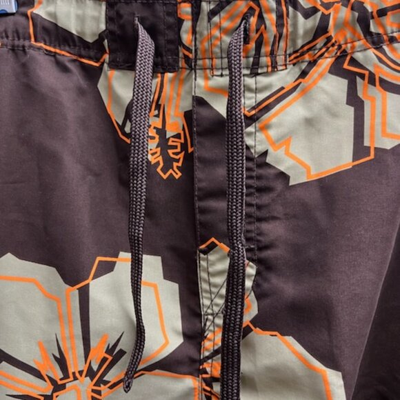 Men's board shorts with liner - Picture 2 of 10